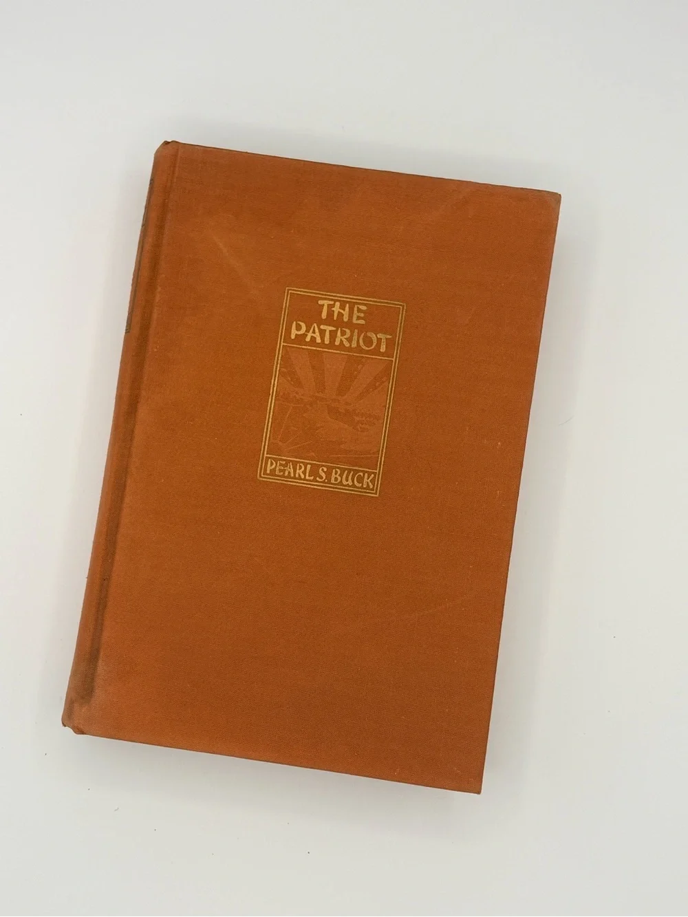 Vintage Classic Literature Books, 3, Louisa May Alcott, Pearl S.Buck, de Mep